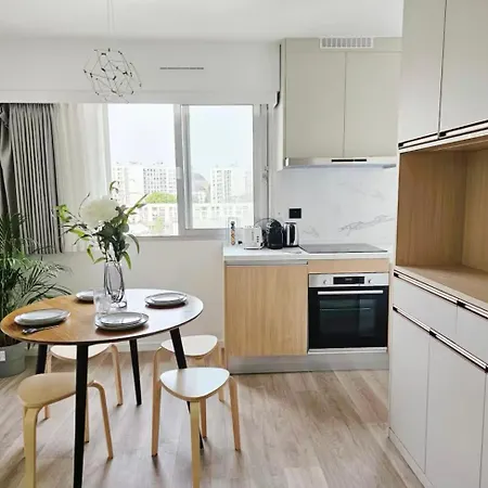 Charme Cosy Au Coeur De Paryż